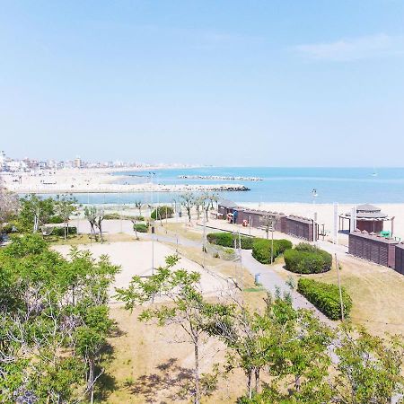 Hotel Paloma Beach Front Chiringuitos Time Rimini Ngoại thất bức ảnh